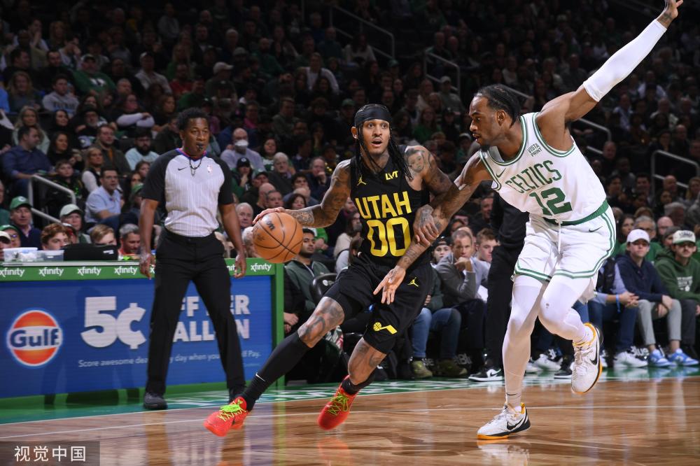 更象征着球 更象征着球