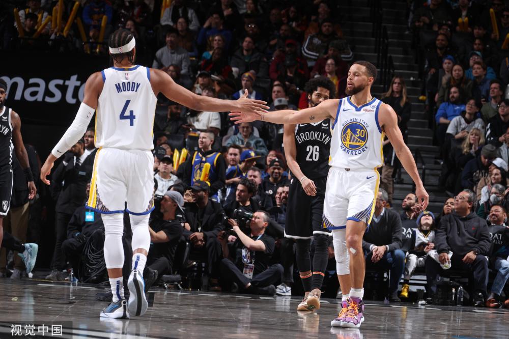 在逆境中挺 在逆境中挺